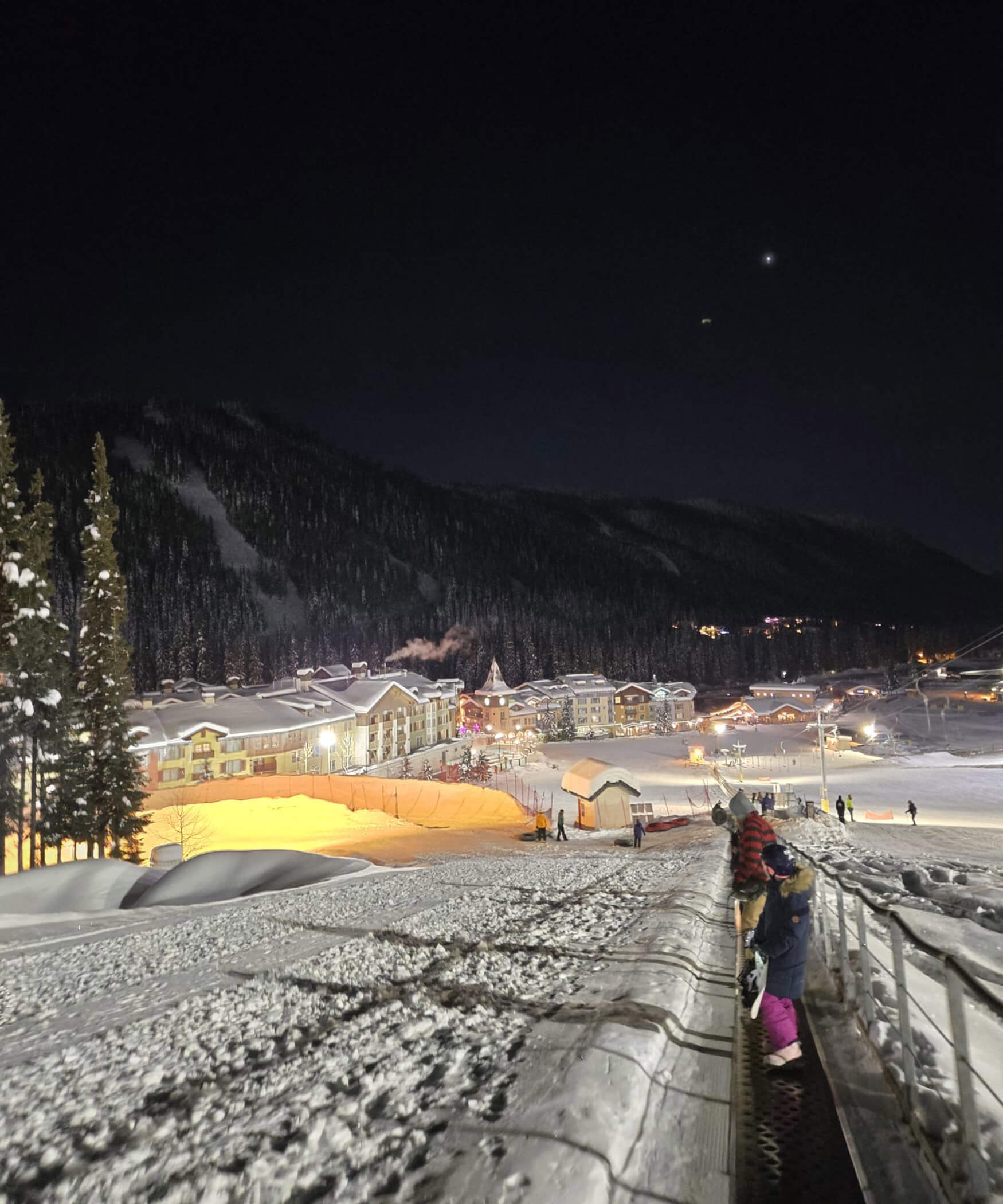 Open drag lift at night